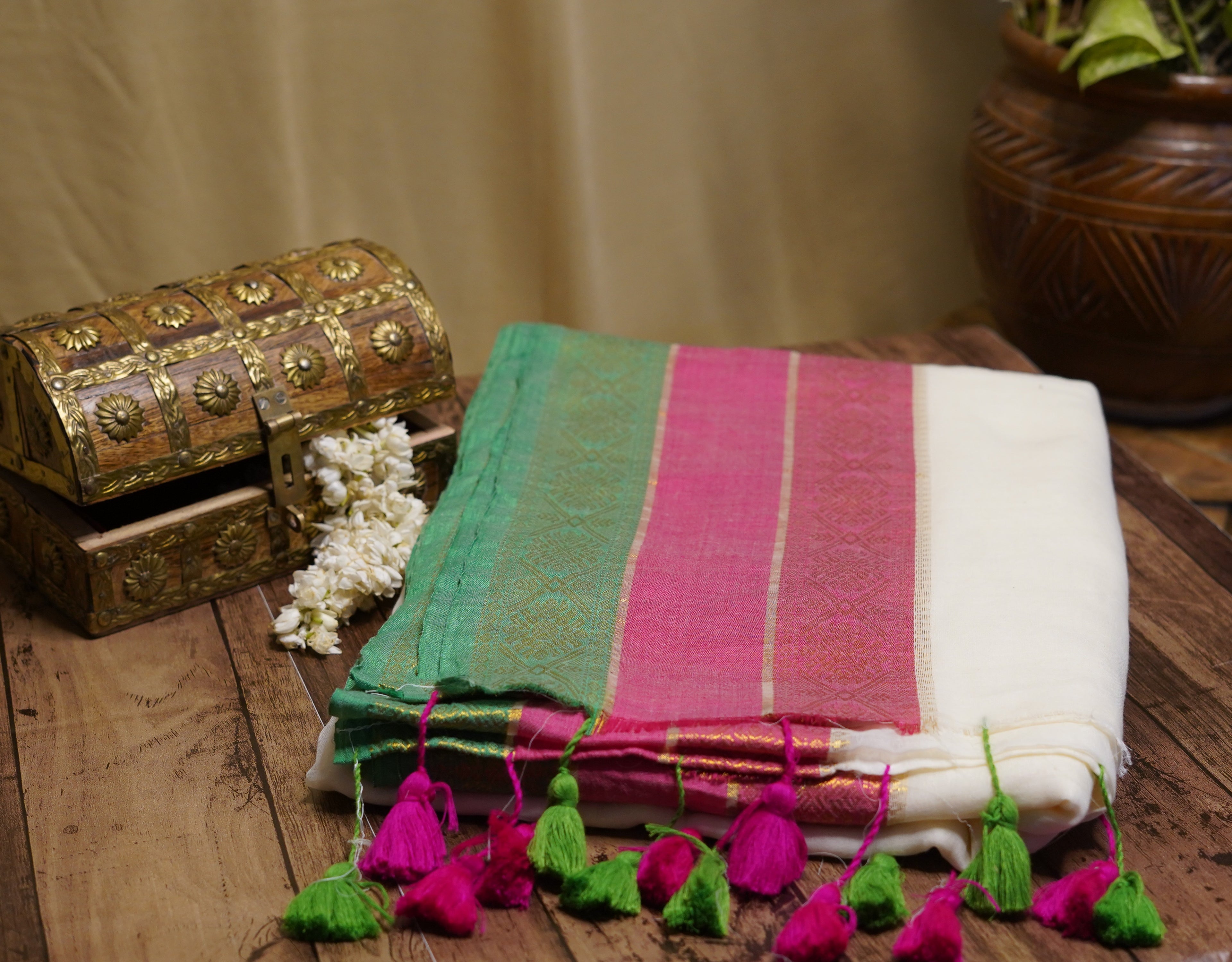 Vasanti Mul Cotton Saree